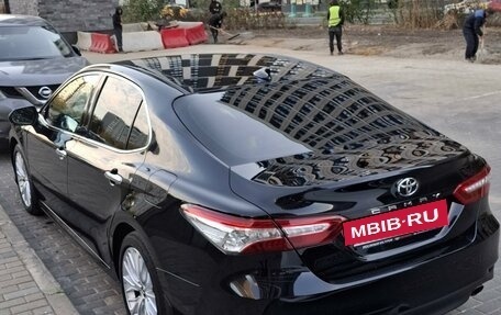 Toyota Camry, 2018 год, 3 800 000 рублей, 4 фотография