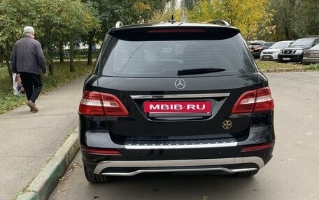 Mercedes-Benz M-Класс, 2015 год, 3 350 000 рублей, 15 фотография