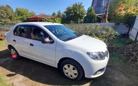 Renault Logan II, 2016 год, 1 080 000 рублей, 6 фотография