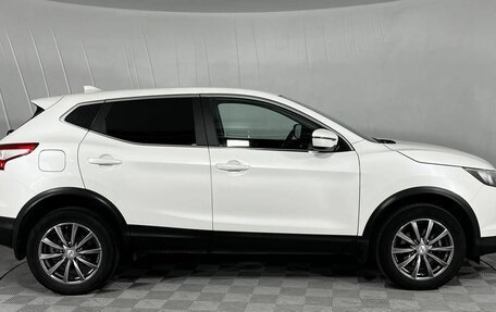 Nissan Qashqai, 2018 год, 1 990 000 рублей, 4 фотография