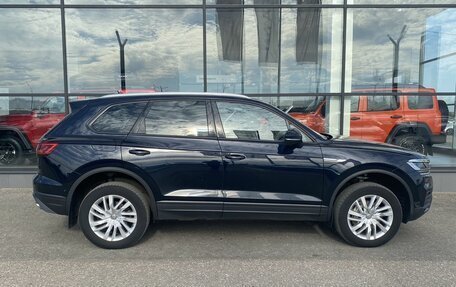 Volkswagen Touareg III, 2019 год, 4 500 000 рублей, 6 фотография