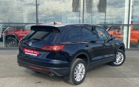 Volkswagen Touareg III, 2019 год, 4 500 000 рублей, 4 фотография