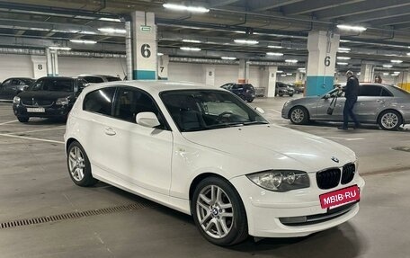 BMW 1 серия, 2010 год, 785 000 рублей, 7 фотография