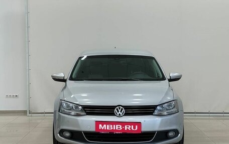 Volkswagen Jetta VI, 2013 год, 1 195 000 рублей, 3 фотография