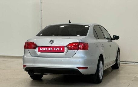 Volkswagen Jetta VI, 2013 год, 1 195 000 рублей, 6 фотография