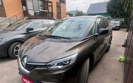 Renault Scenic IV, 2017 год, 1 800 000 рублей, 8 фотография