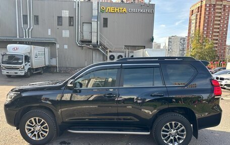 Toyota Land Cruiser Prado 150 рестайлинг 2, 2018 год, 5 690 000 рублей, 4 фотография