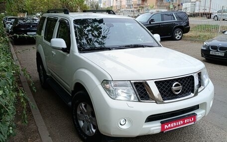 Nissan Pathfinder, 2011 год, 1 800 000 рублей, 11 фотография