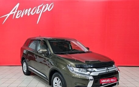 Mitsubishi Outlander III рестайлинг 3, 2018 год, 2 095 000 рублей, 7 фотография