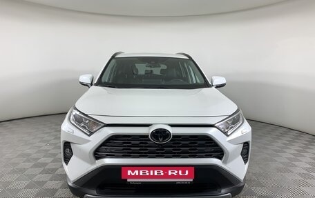 Toyota RAV4, 2020 год, 3 850 000 рублей, 2 фотография