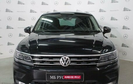 Volkswagen Tiguan II, 2017 год, 2 750 000 рублей, 2 фотография