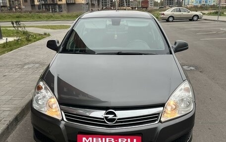 Opel Astra H, 2010 год, 710 000 рублей, 2 фотография