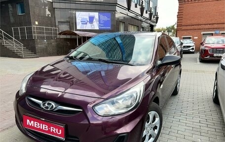 Hyundai Solaris II рестайлинг, 2012 год, 950 000 рублей, 1 фотография