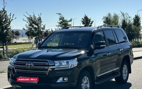 Toyota Land Cruiser 200, 2016 год, 6 290 000 рублей, 2 фотография