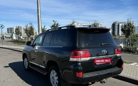 Toyota Land Cruiser 200, 2016 год, 6 290 000 рублей, 9 фотография