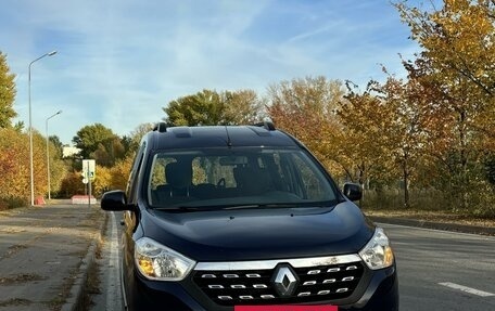 Renault Dokker, 2018 год, 1 300 000 рублей, 2 фотография