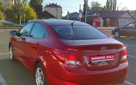 Hyundai Solaris II рестайлинг, 2012 год, 925 000 рублей, 3 фотография