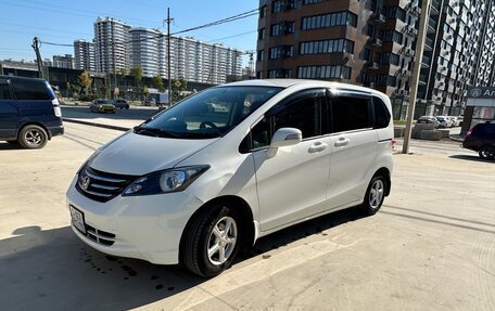 Honda Freed I, 2010 год, 1 160 000 рублей, 2 фотография