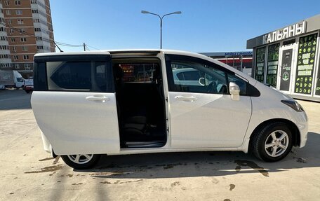 Honda Freed I, 2010 год, 1 160 000 рублей, 5 фотография