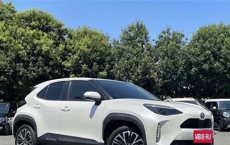 Toyota Yaris Cross, 2020 год, 1 650 000 рублей, 2 фотография