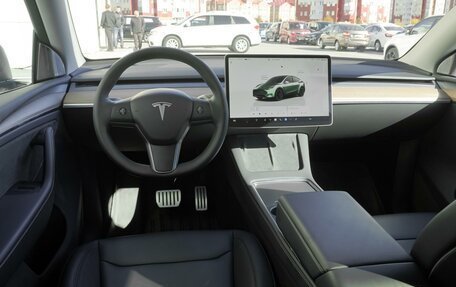 Tesla Model Y I, 2022 год, 5 699 000 рублей, 6 фотография