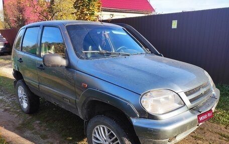 Chevrolet Niva I рестайлинг, 2005 год, 320 000 рублей, 1 фотография