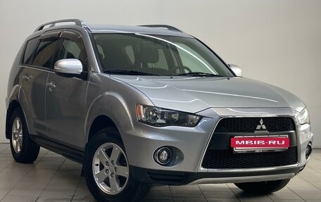 Mitsubishi Outlander III рестайлинг 3, 2010 год, 1 520 000 рублей, 4 фотография