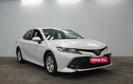 Toyota Camry, 2020 год, 3 350 000 рублей, 3 фотография