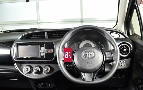 Toyota Vitz, 2019 год, 1 169 995 рублей, 11 фотография