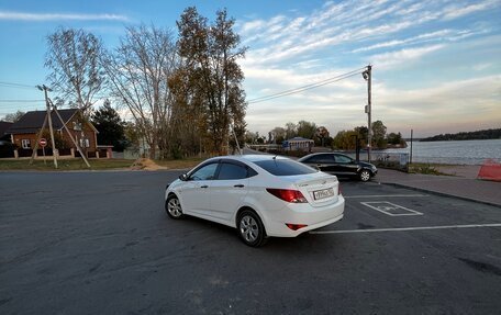 Hyundai Solaris II рестайлинг, 2014 год, 1 230 000 рублей, 2 фотография