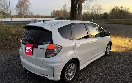 Honda Fit III, 2010 год, 980 000 рублей, 3 фотография