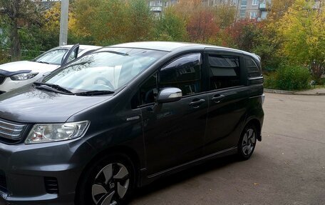 Honda Freed I, 2012 год, 1 200 000 рублей, 2 фотография