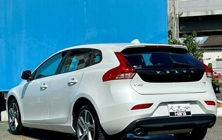 Volvo V40 II рестайлинг, 2019 год, 1 430 000 рублей, 5 фотография