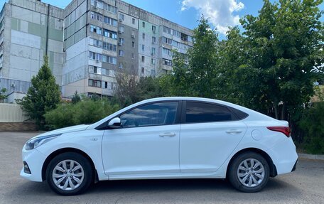 Hyundai Solaris II рестайлинг, 2018 год, 1 150 000 рублей, 3 фотография