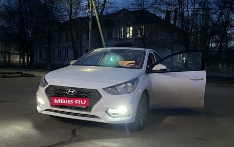 Hyundai Solaris II рестайлинг, 2018 год, 1 150 000 рублей, 10 фотография