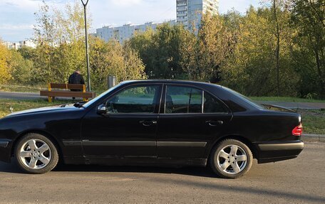 Mercedes-Benz E-Класс, 2001 год, 530 000 рублей, 6 фотография