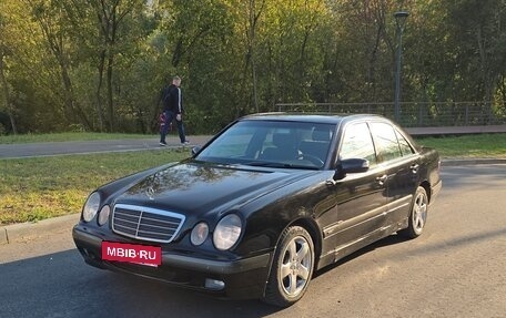 Mercedes-Benz E-Класс, 2001 год, 530 000 рублей, 5 фотография