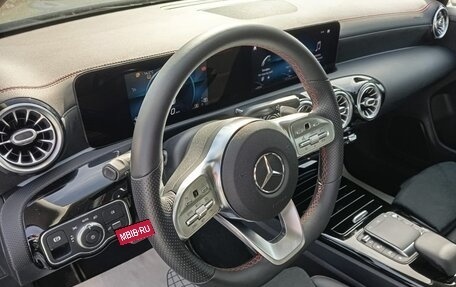 Mercedes-Benz CLA, 2020 год, 3 800 000 рублей, 6 фотография