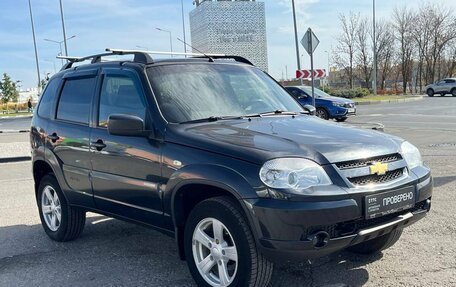 Chevrolet Niva I рестайлинг, 2015 год, 780 000 рублей, 3 фотография