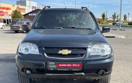 Chevrolet Niva I рестайлинг, 2015 год, 780 000 рублей, 2 фотография