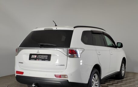 Mitsubishi Outlander III рестайлинг 3, 2013 год, 1 699 000 рублей, 5 фотография