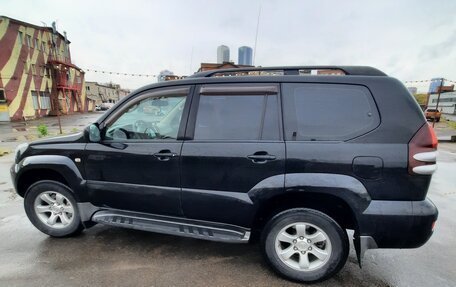 Toyota Land Cruiser Prado 120 рестайлинг, 2007 год, 2 100 000 рублей, 5 фотография