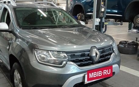 Renault Duster, 2021 год, 1 800 000 рублей, 2 фотография