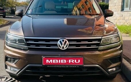 Volkswagen Tiguan II, 2017 год, 2 650 000 рублей, 1 фотография