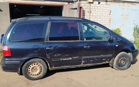 Ford Galaxy II, 2001 год, 230 000 рублей, 2 фотография