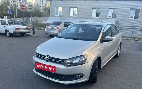 Volkswagen Polo VI (EU Market), 2013 год, 795 000 рублей, 2 фотография