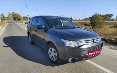 Mitsubishi Outlander III рестайлинг 3, 2014 год, 1 550 000 рублей, 1 фотография