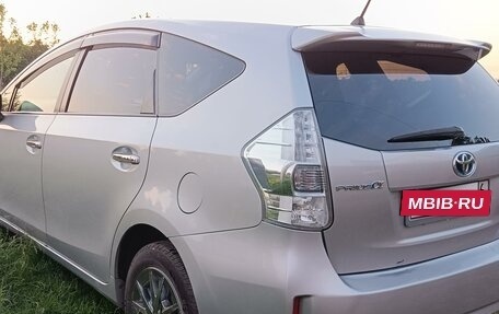 Toyota Prius Alpha I (ZVW40/41), 2012 год, 1 420 000 рублей, 3 фотография