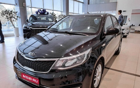 KIA Rio III рестайлинг, 2016 год, 1 018 000 рублей, 1 фотография