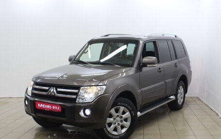 Mitsubishi Pajero IV, 2010 год, 1 689 000 рублей, 1 фотография